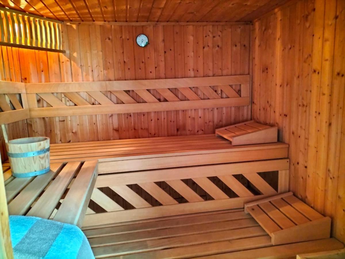 베르통 La Mouillere B&B 외부 사진